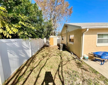 3127 Corona Drive - Photo Thumbnail 13