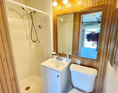 3127 Corona Drive - Photo Thumbnail 9