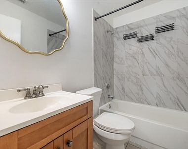 8517 Renald Boulevard - Photo Thumbnail 15