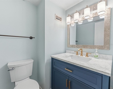 4233 La Sorrento Court - Photo Thumbnail 8