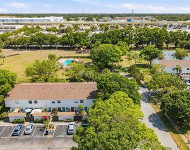 4233 La Sorrento Court - Photo Thumbnail 19