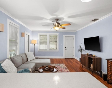 319 Bethel Avenue S - Photo Thumbnail 12