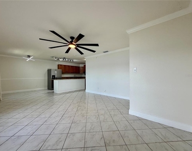 5117 Salmon Drive Se - Photo Thumbnail 2