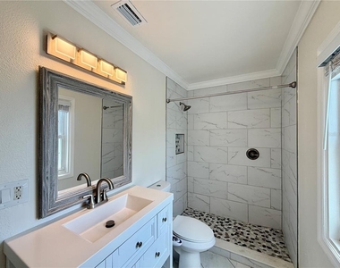 5117 Salmon Drive Se - Photo Thumbnail 14