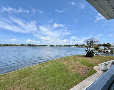 5117 Salmon Drive Se - Photo Thumbnail 20