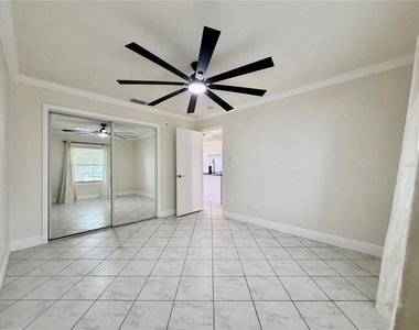 5117 Salmon Drive Se - Photo Thumbnail 12