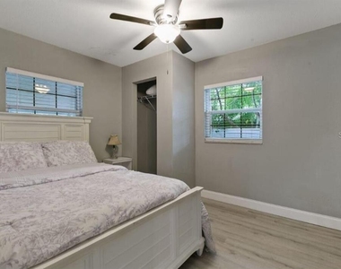 2911 E 97th Avenue - Photo Thumbnail 9