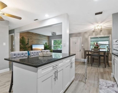2911 E 97th Avenue - Photo Thumbnail 18