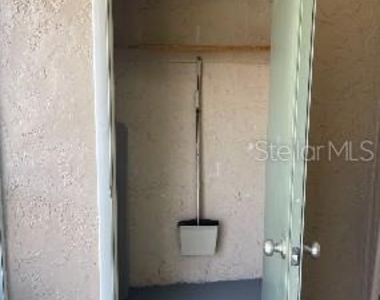 7210 N Manhattan Avenue - Photo Thumbnail 26