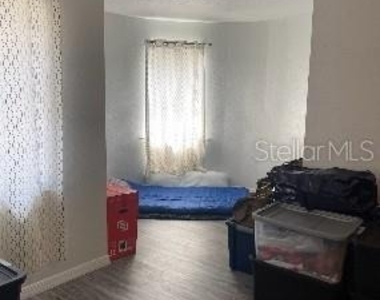7210 N Manhattan Avenue - Photo Thumbnail 14