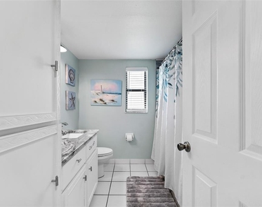 2571 Cyprus Drive - Photo Thumbnail 20