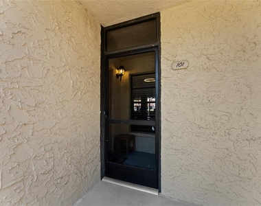 2571 Cyprus Drive - Photo Thumbnail 6