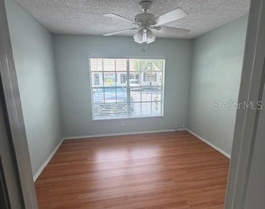 300 Kent Place - Photo Thumbnail 5
