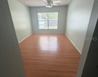300 Kent Place - Photo Thumbnail 6