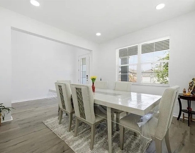 7792 Notched Pine Bend - Photo Thumbnail 11