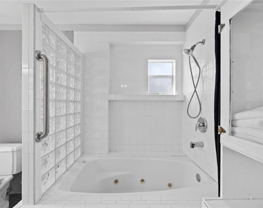 515 Crystal Beach Avenue - Photo Thumbnail 32
