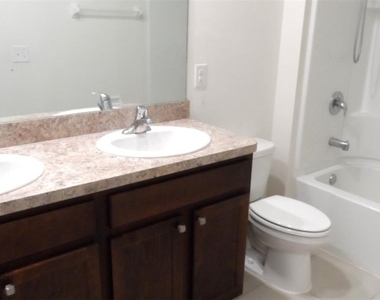 32871 Brooks Hawk Lane - Photo Thumbnail 4