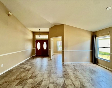 18241 Collridge Drive - Photo Thumbnail 6