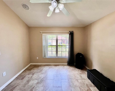 18241 Collridge Drive - Photo Thumbnail 8