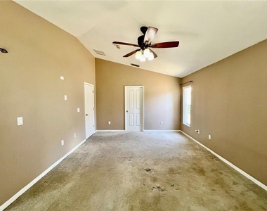 18241 Collridge Drive - Photo Thumbnail 23