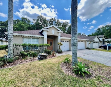 18241 Collridge Drive - Photo Thumbnail 2