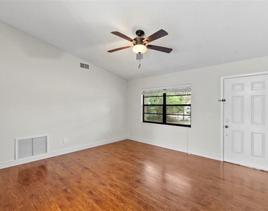 723 Pent Street - Photo Thumbnail 3