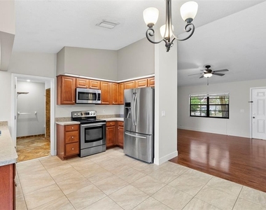 723 Pent Street - Photo Thumbnail 8