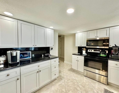 5017 Anchor Way - Photo Thumbnail 6