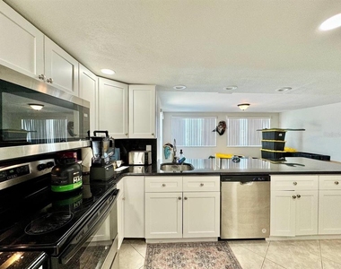 5017 Anchor Way - Photo Thumbnail 10