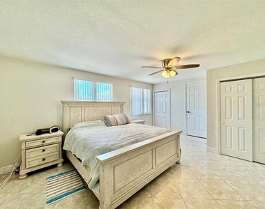 5017 Anchor Way - Photo Thumbnail 14