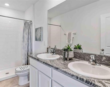 32311 Turtle Grace Loop - Photo Thumbnail 7