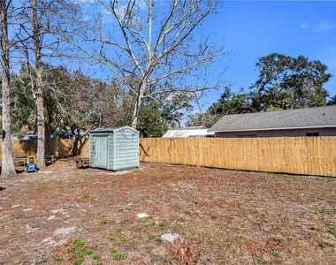 4103 N Howard Avenue - Photo Thumbnail 19