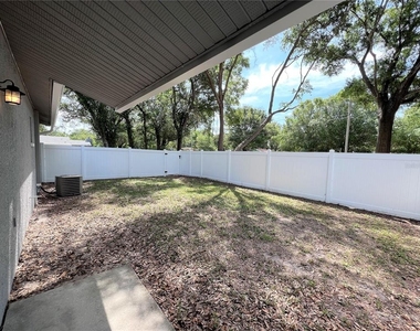 14603 64th Street N - Photo Thumbnail 17