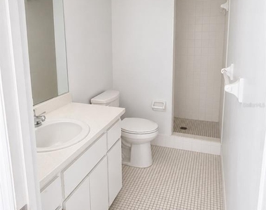 112 Cypress Court - Photo Thumbnail 8