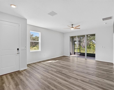 4025 Westwood Fields Loop - Photo Thumbnail 4