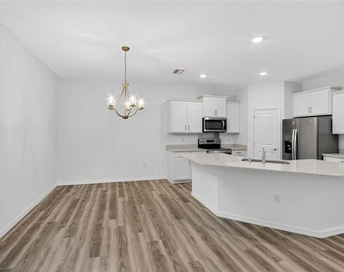 4025 Westwood Fields Loop - Photo Thumbnail 9