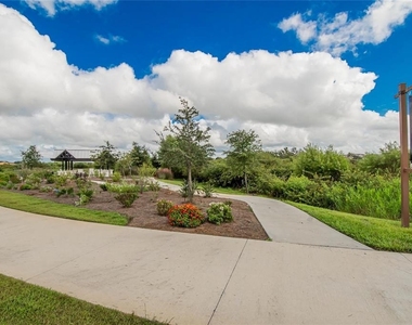 4025 Westwood Fields Loop - Photo Thumbnail 72