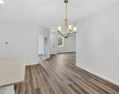 4025 Westwood Fields Loop - Photo Thumbnail 16