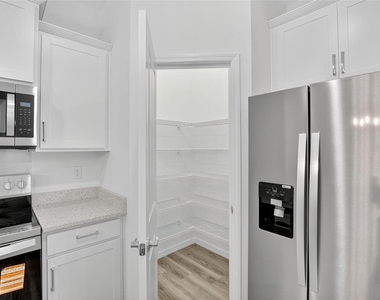 4025 Westwood Fields Loop - Photo Thumbnail 15