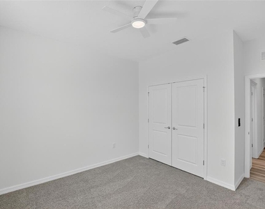 4025 Westwood Fields Loop - Photo Thumbnail 35