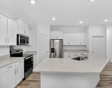 4025 Westwood Fields Loop - Photo Thumbnail 10
