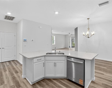 4025 Westwood Fields Loop - Photo Thumbnail 14