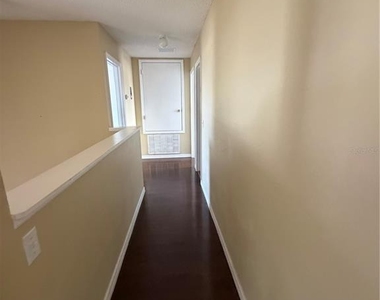 567 Hummingbird Court - Photo Thumbnail 15