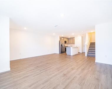 4391 Hazel Street - Photo Thumbnail 9