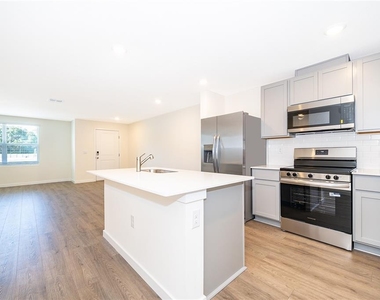 4391 Hazel Street - Photo Thumbnail 5