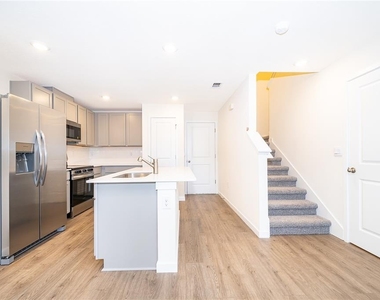 4391 Hazel Street - Photo Thumbnail 4