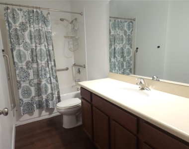 3230 Stratton Circle - Photo Thumbnail 21