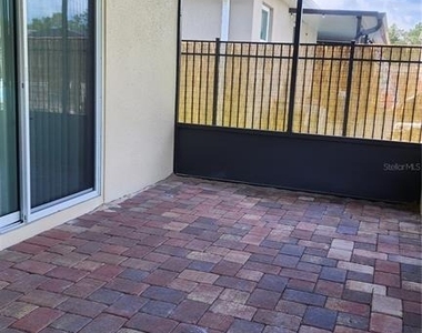 3230 Stratton Circle - Photo Thumbnail 24