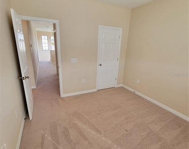 2223 Seven Oaks Drive - Photo Thumbnail 14