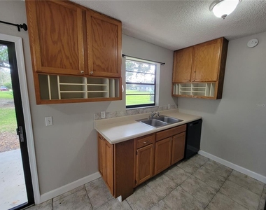 23 Louisiana Avenue - Photo Thumbnail 7